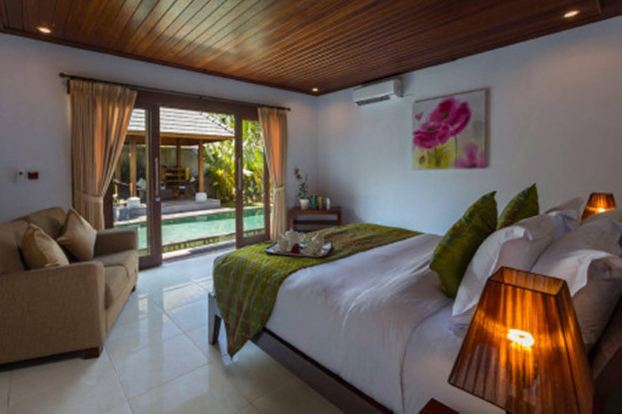 Villa Tulip Sanur Exteriör bild